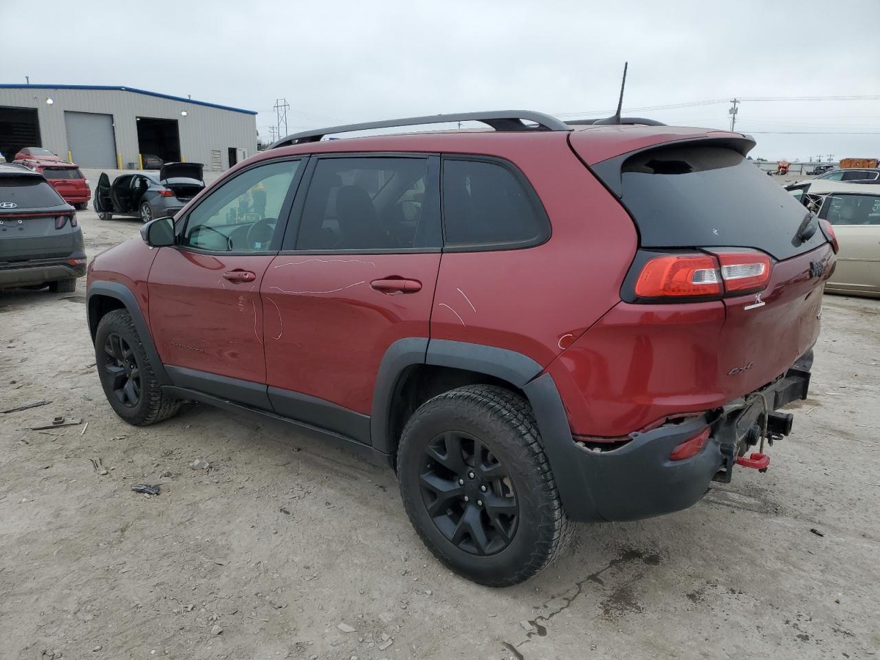 2016 Jeep Cherokee Trailhawk - Фото 2