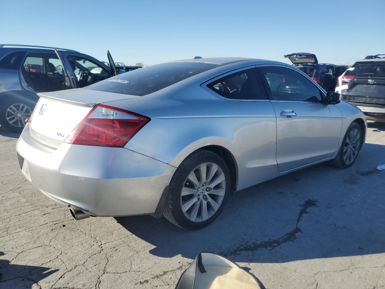 2010 Honda Accord Exl - Image 3