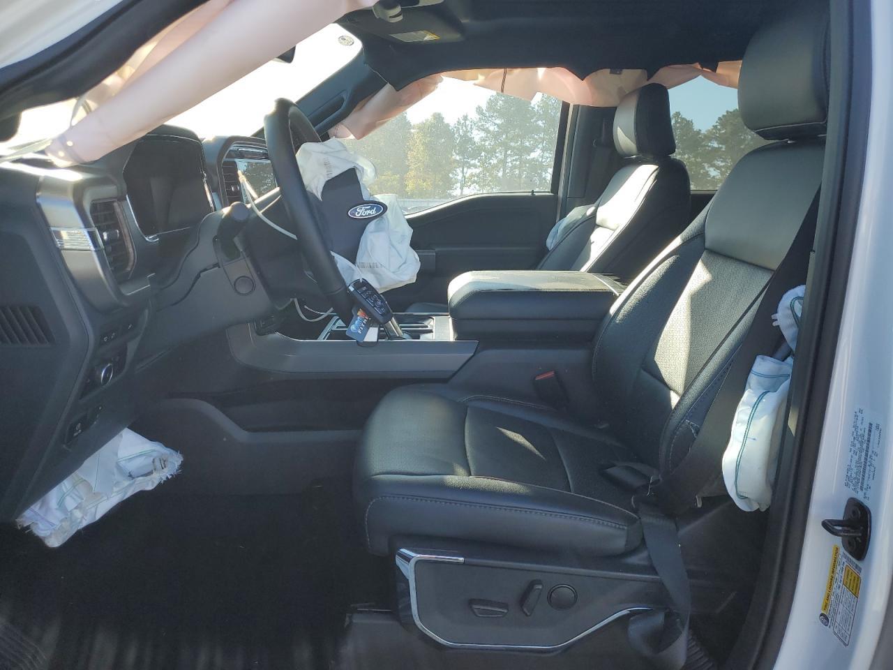 2024 Ford F150 Lariat - Фото 7