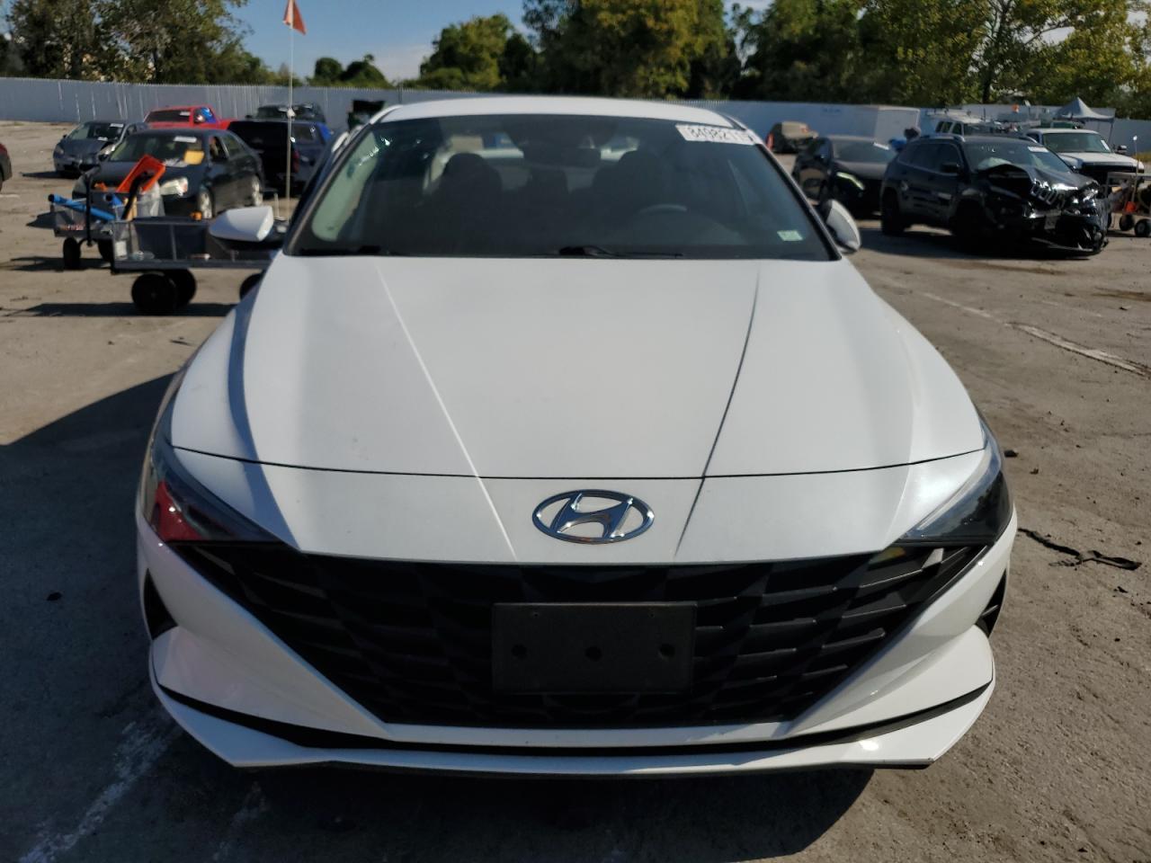 2022 Hyundai Elantra Sel - Фото 5