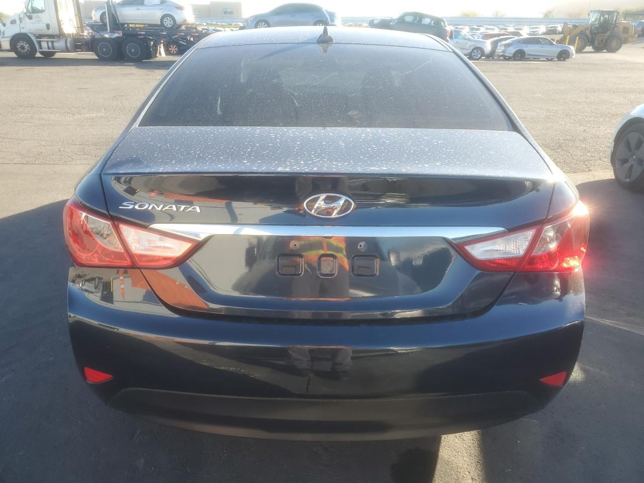 2014 Hyundai Sonata Gls - Image 6