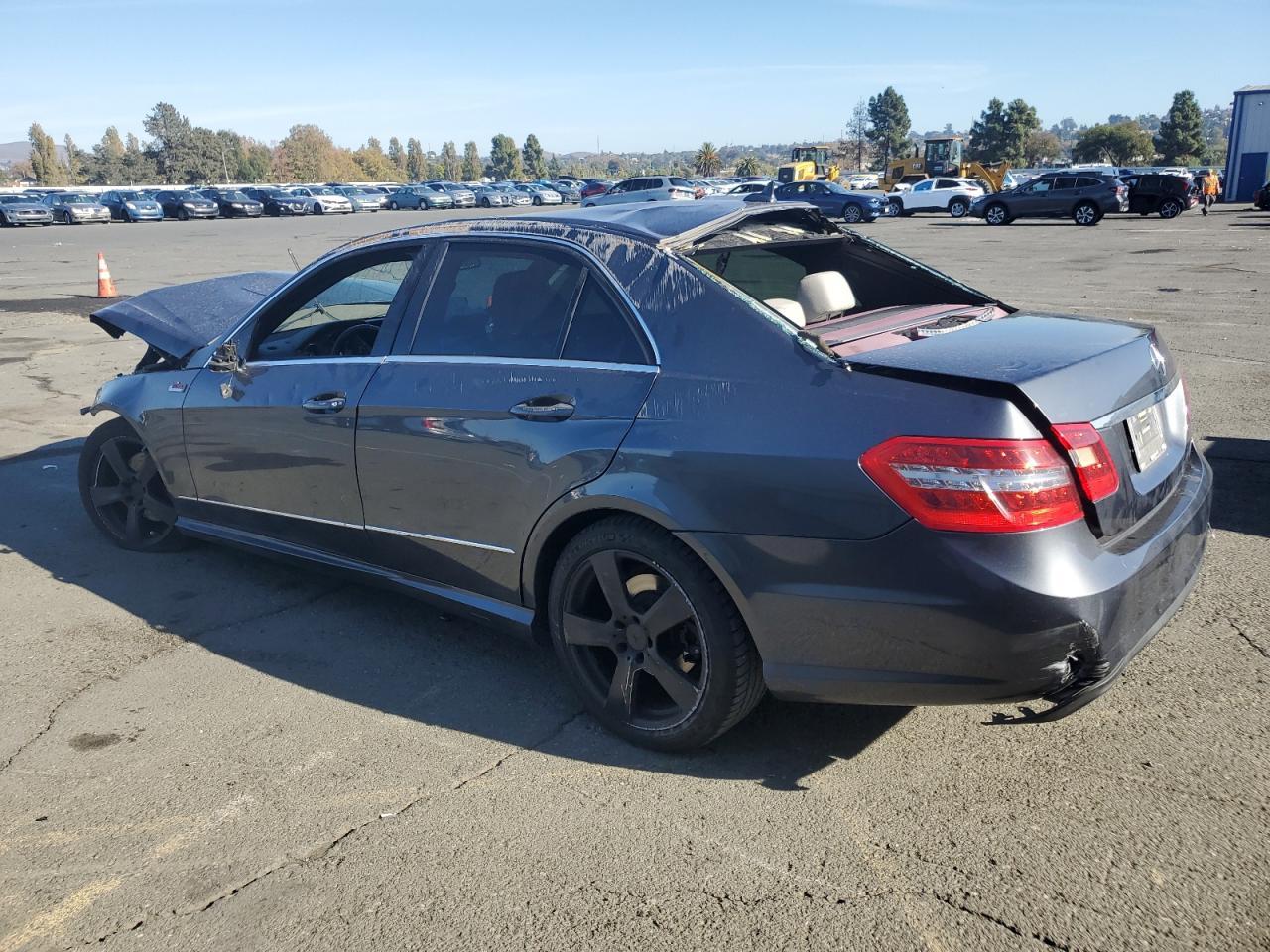 2010 Mercedes-Benz E 350 - Фото 2