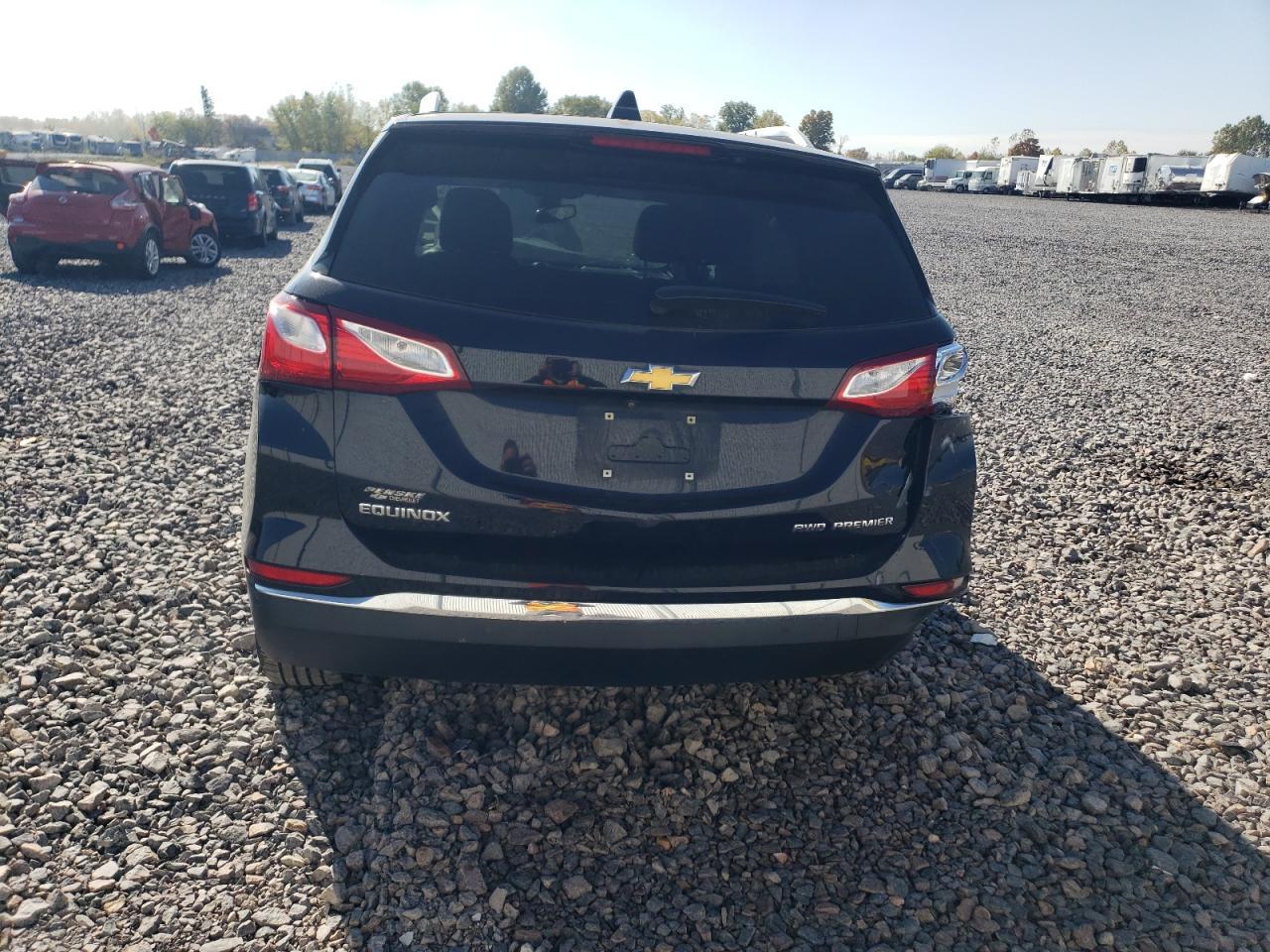 2020 Chevrolet Equinox Premier - Image 6