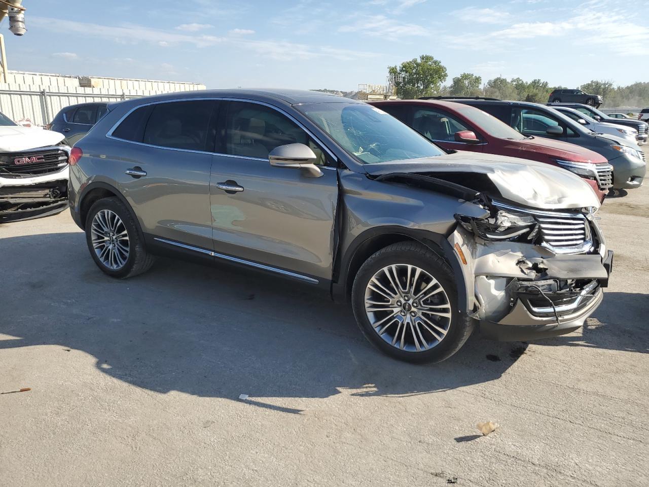 2017 Lincoln Mkx Reserve - Image 4