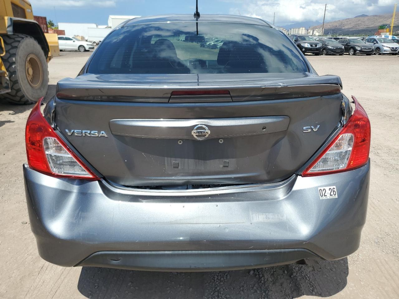 2018 Nissan Versa S - Фото 6
