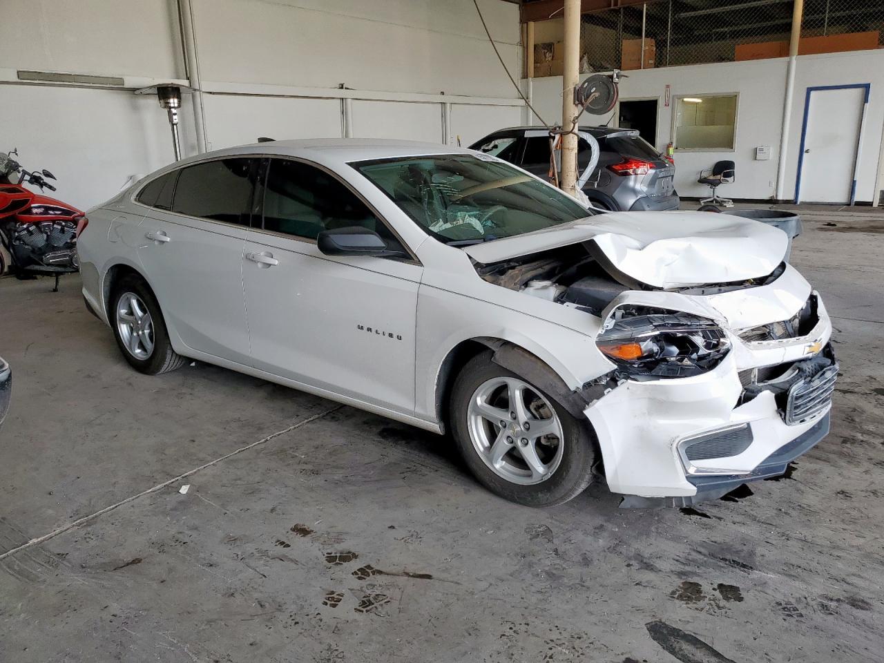 2018 Chevrolet Malibu Ls - Image 4