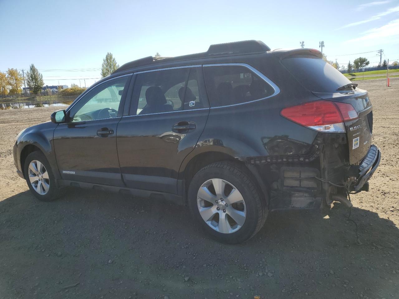 2011 Subaru Outback 3.6R Premium - Фото 2