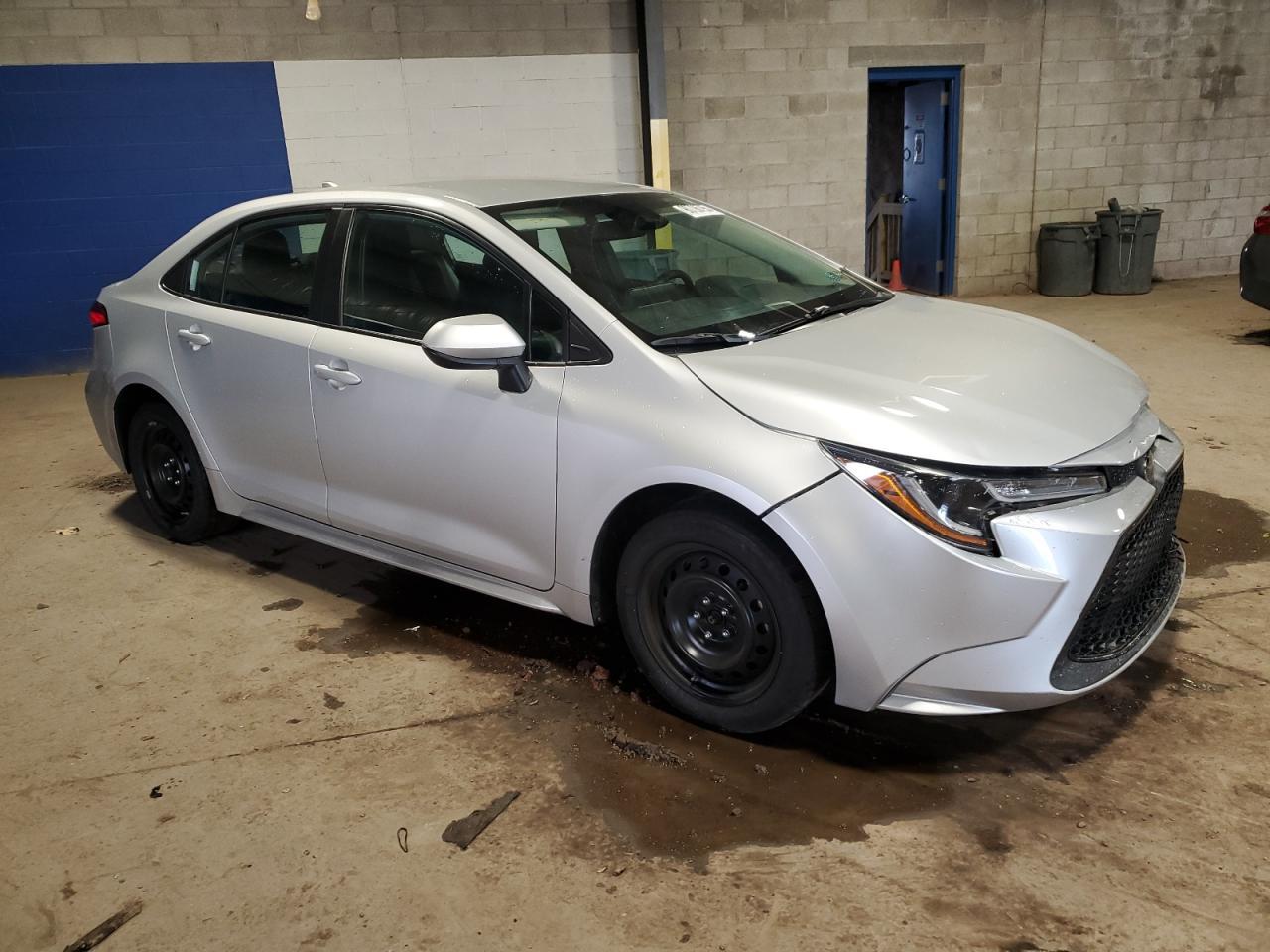 2022 Toyota Corolla Le - Фото 4