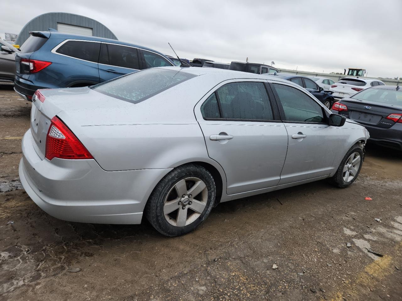 2010 Ford Fusion S - Фото 3