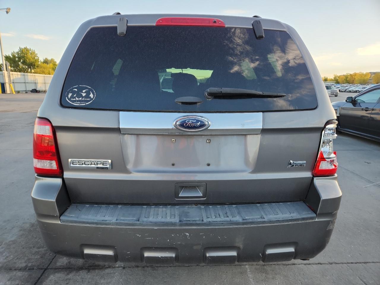 2012 Ford Escape Limited - Image 6