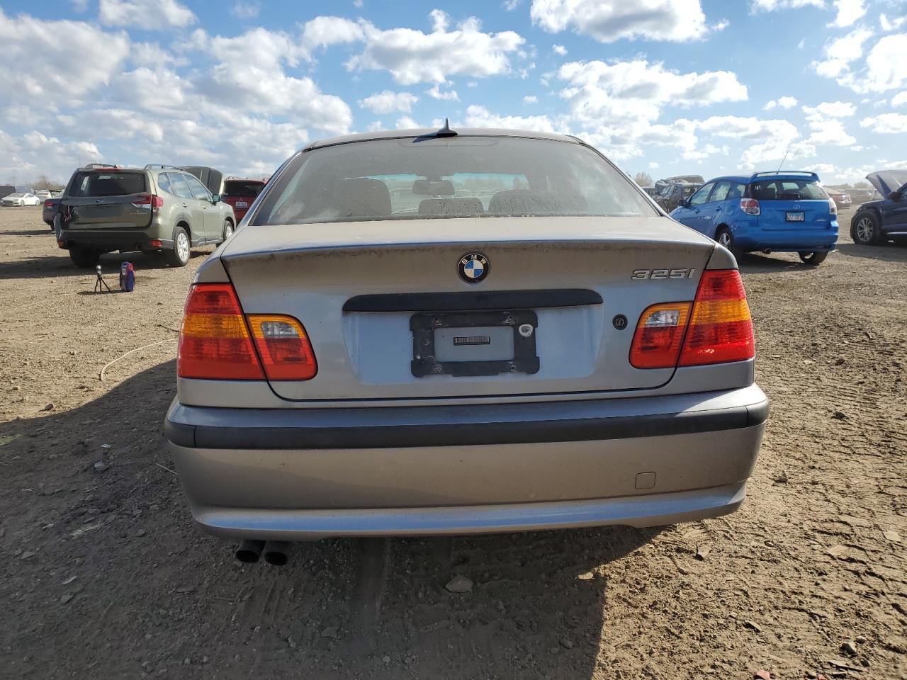 2004 BMW 325 I - Image 6