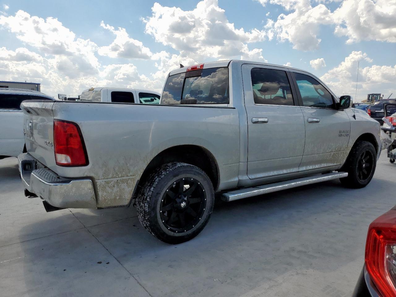 2017 Ram 1500 Slt - Фото 3