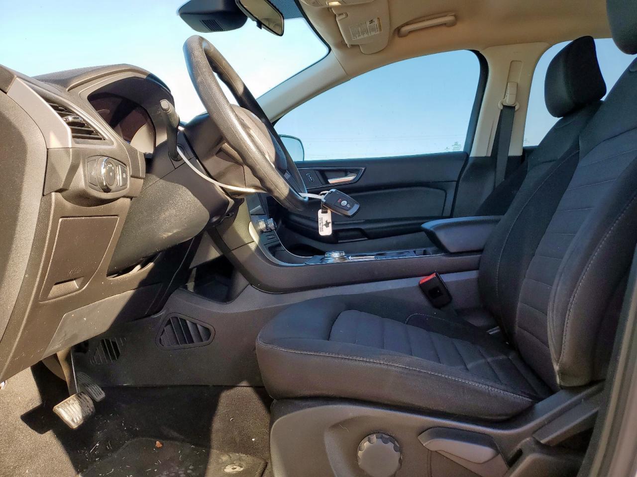 2022 Ford Edge Se - Фото 7