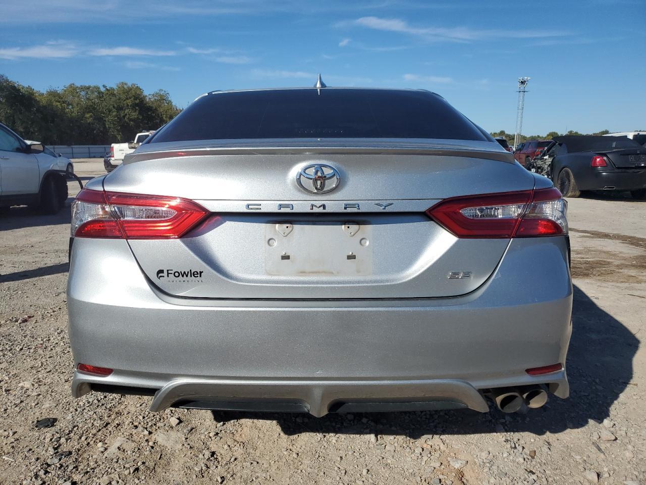 2019 Toyota Camry L - Image 6
