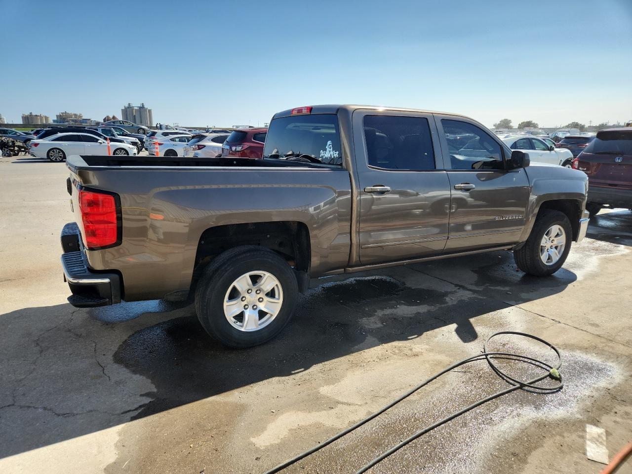2015 Chevrolet Silverado - Image 3