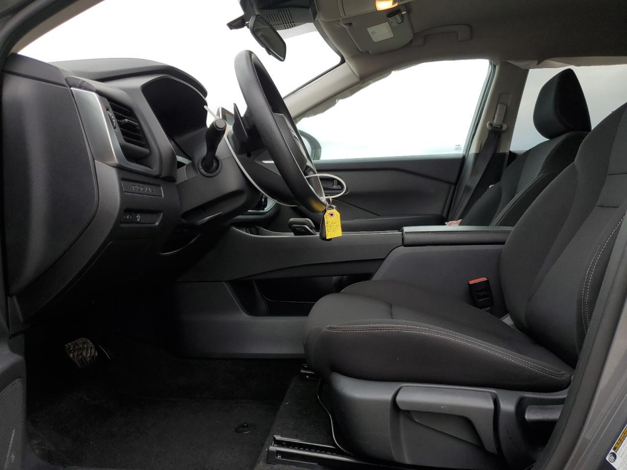 2024 Nissan Rogue S - Image 7