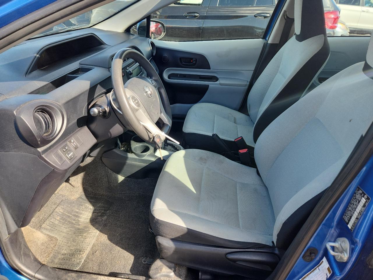 2012 Toyota Prius C One - Image 7