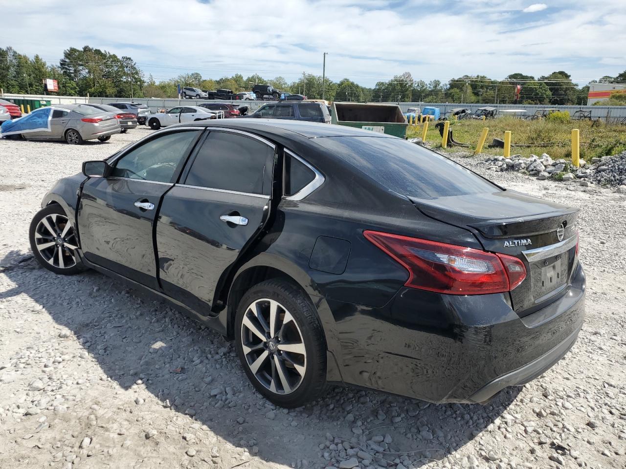 2017 Nissan Altima 2.5 - Фото 2