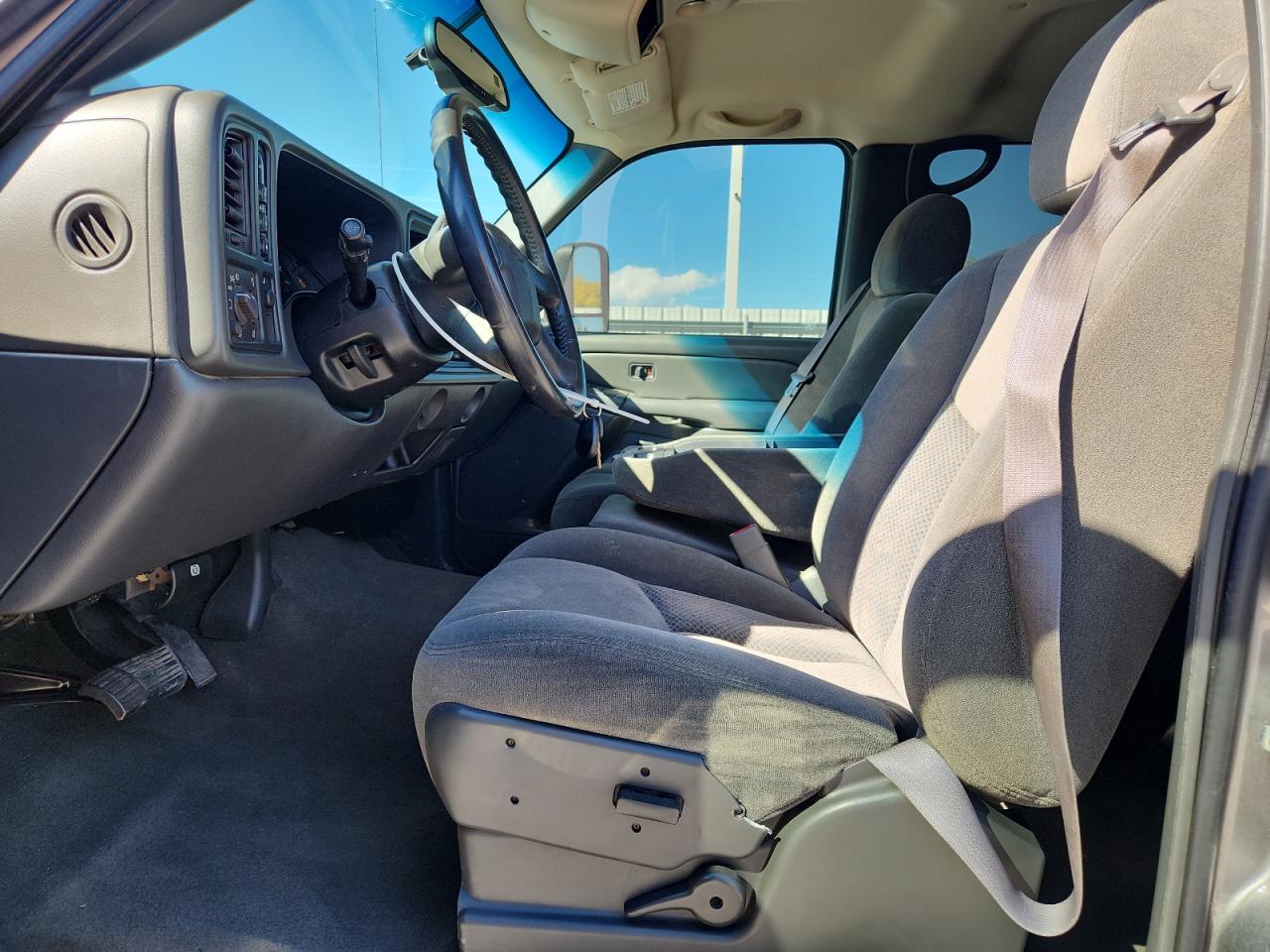 2007 Chevrolet Silverado K2500 Heavy Duty - Image 7