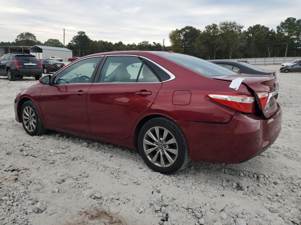 2017 Toyota Camry Le - Image 2
