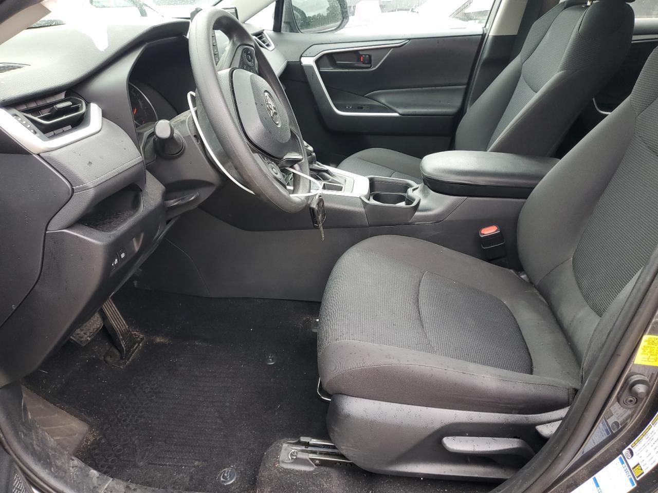2020 Toyota Rav4 Le - Фото 7
