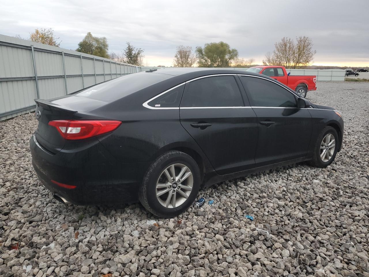 2017 Hyundai Sonata Se - Фото 3