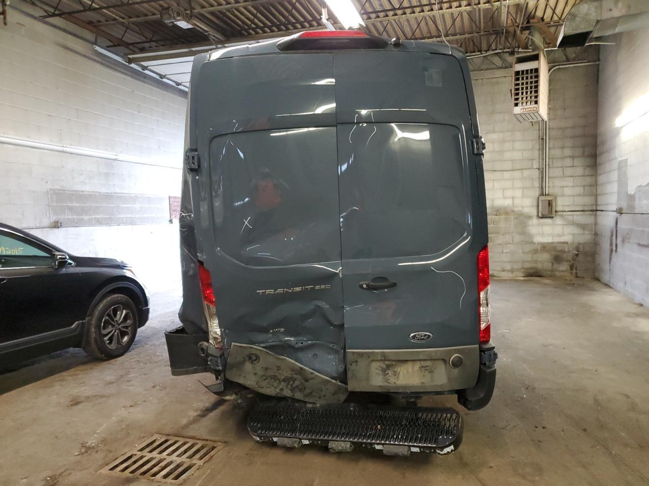 2024 Ford Transit Delivery Van - Фото 6