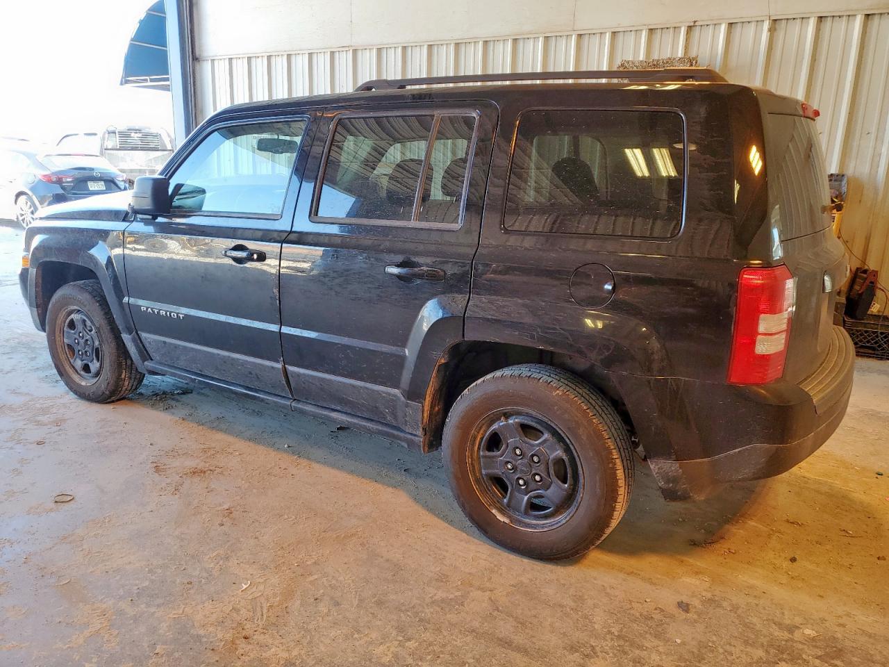 2016 Jeep Patriot Sport - Image 2