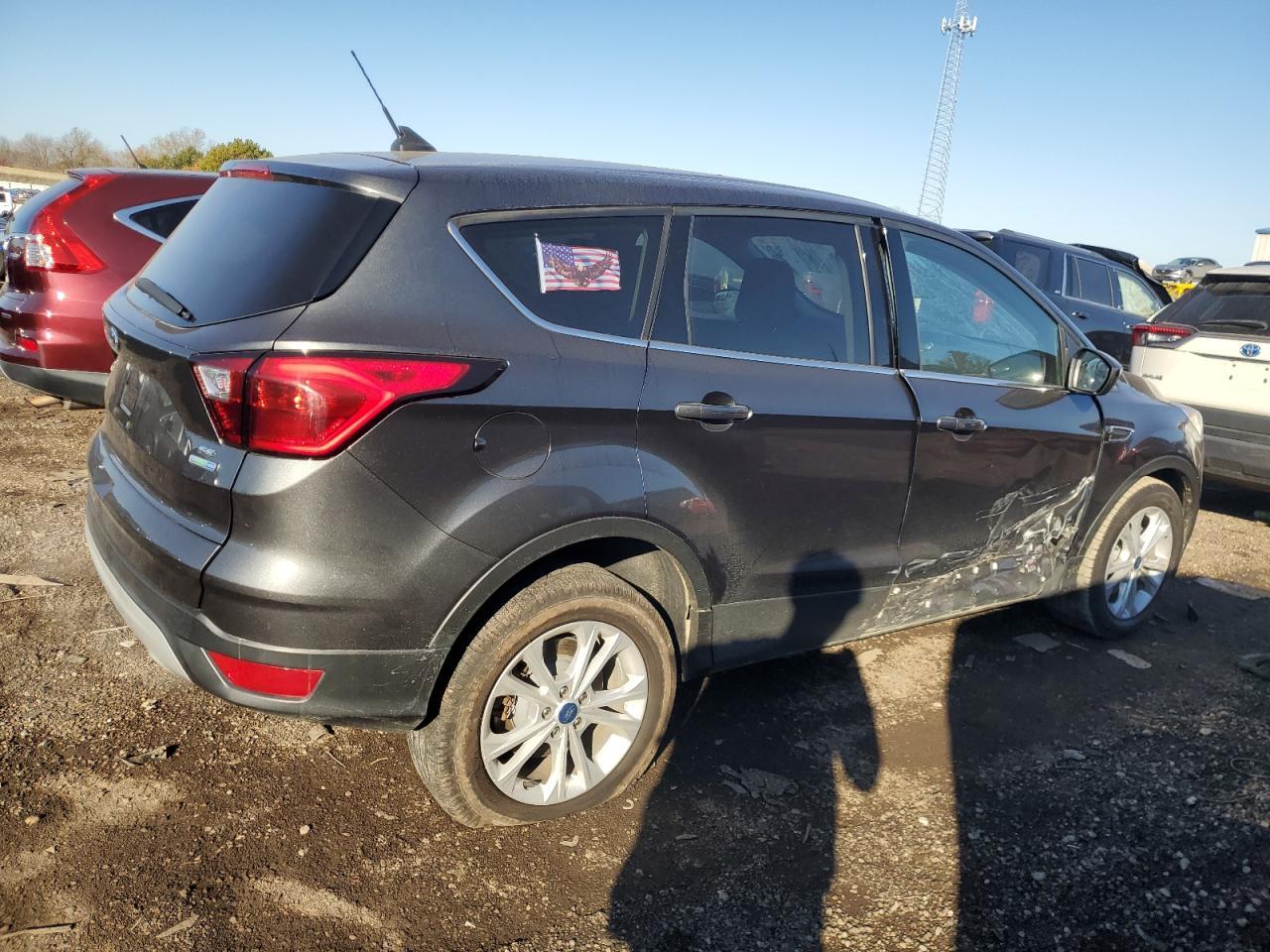 2019 Ford Escape Se - Фото 3