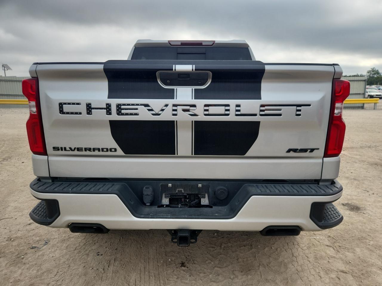 2020 Chevrolet Silverado K1500 Rst - Фото 6