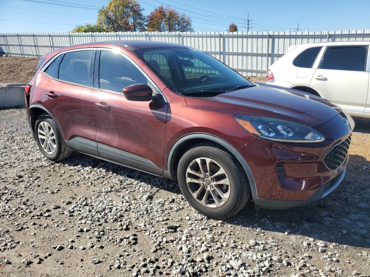 2021 Ford Escape Se - Фото 4