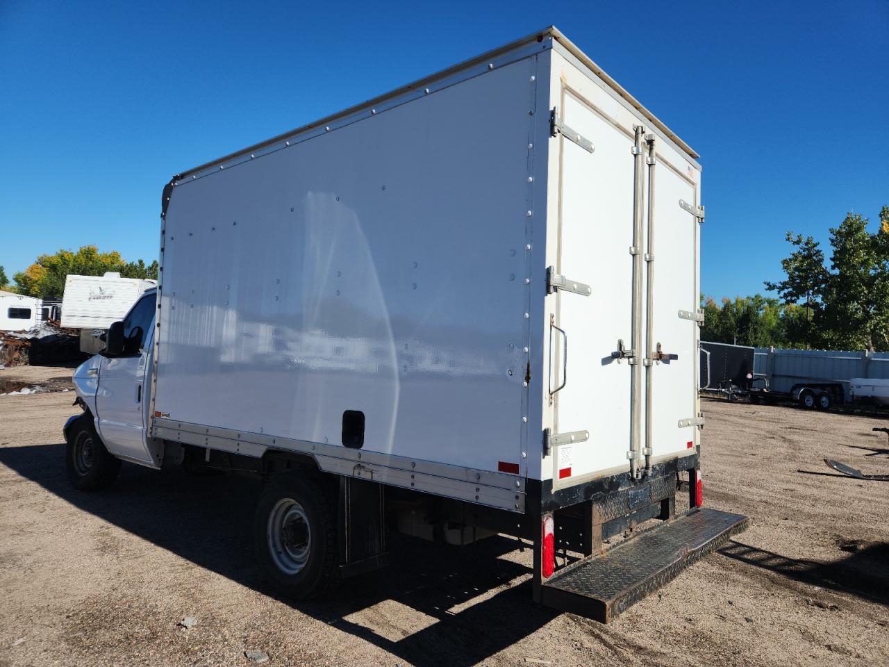 2017 Ford E350 | E350 Econolin - Фото 2