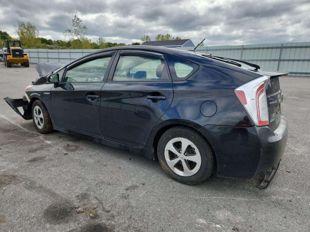 2012 Toyota Prius Three - Фото 2