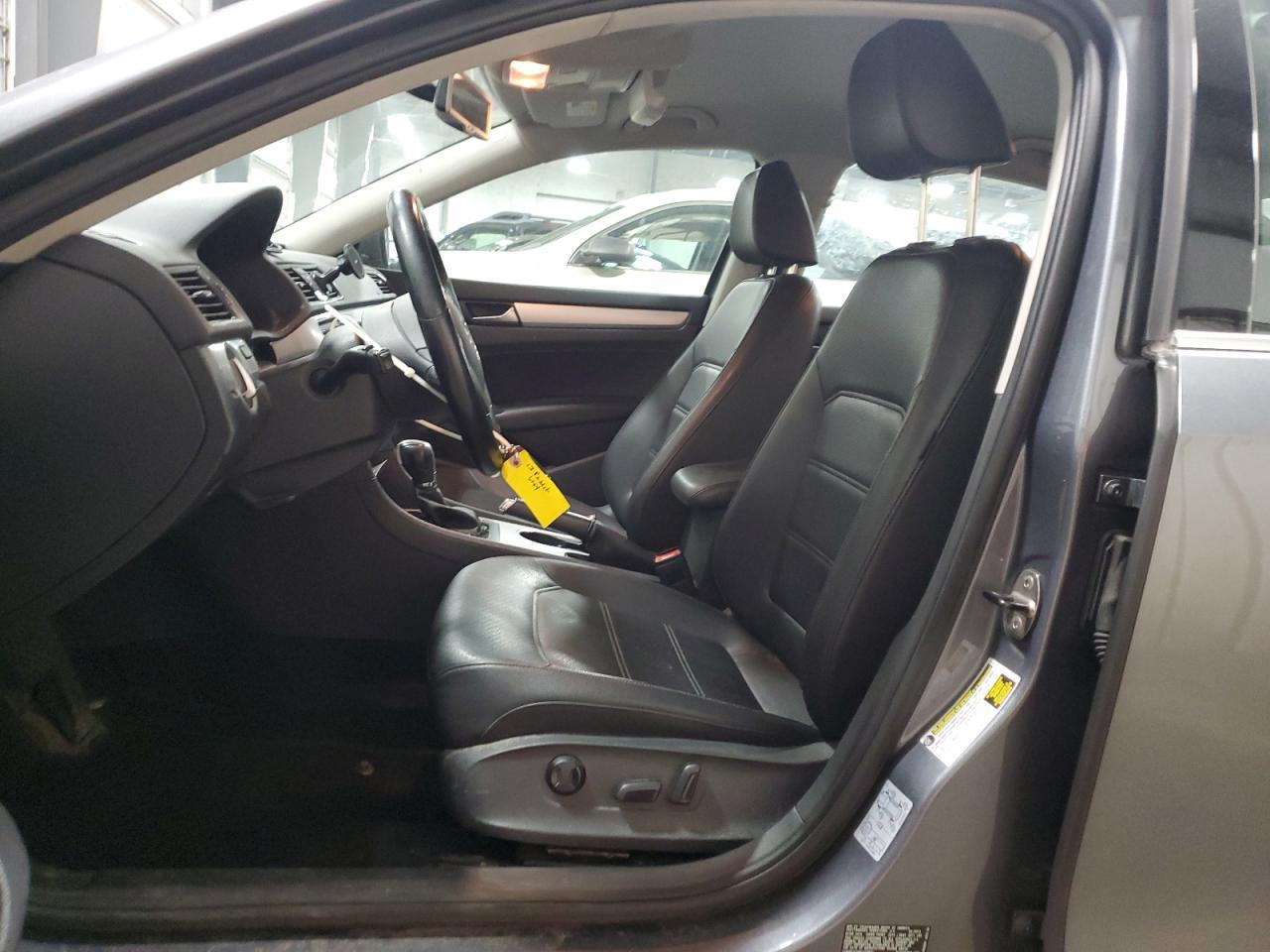 2013 Volkswagen Passat Se - Image 7