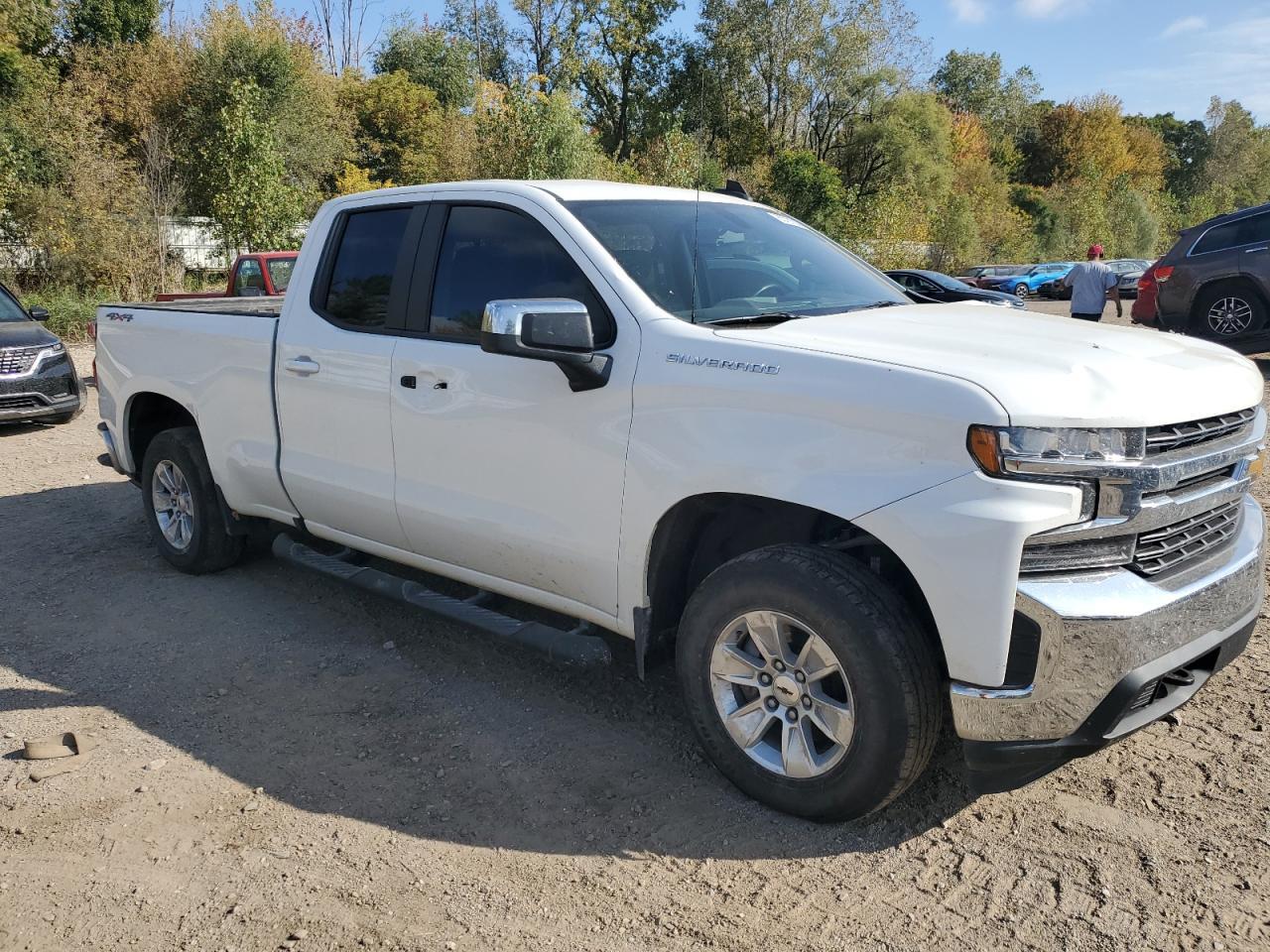 2020 Chevrolet Silverado K1500 Lt - Фото 4