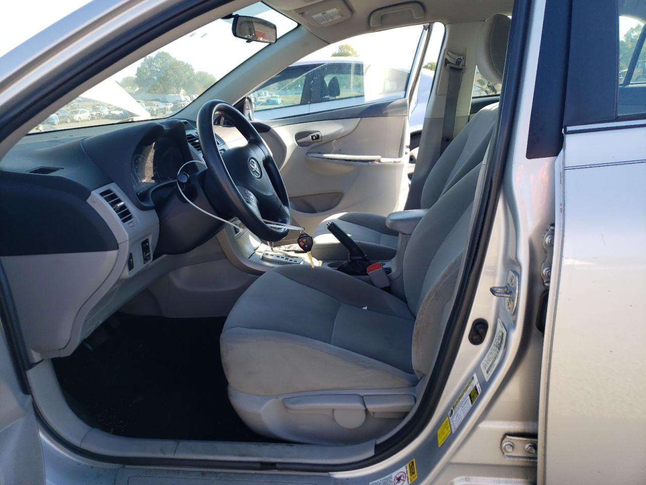 2013 Toyota Corolla Base - Image 7