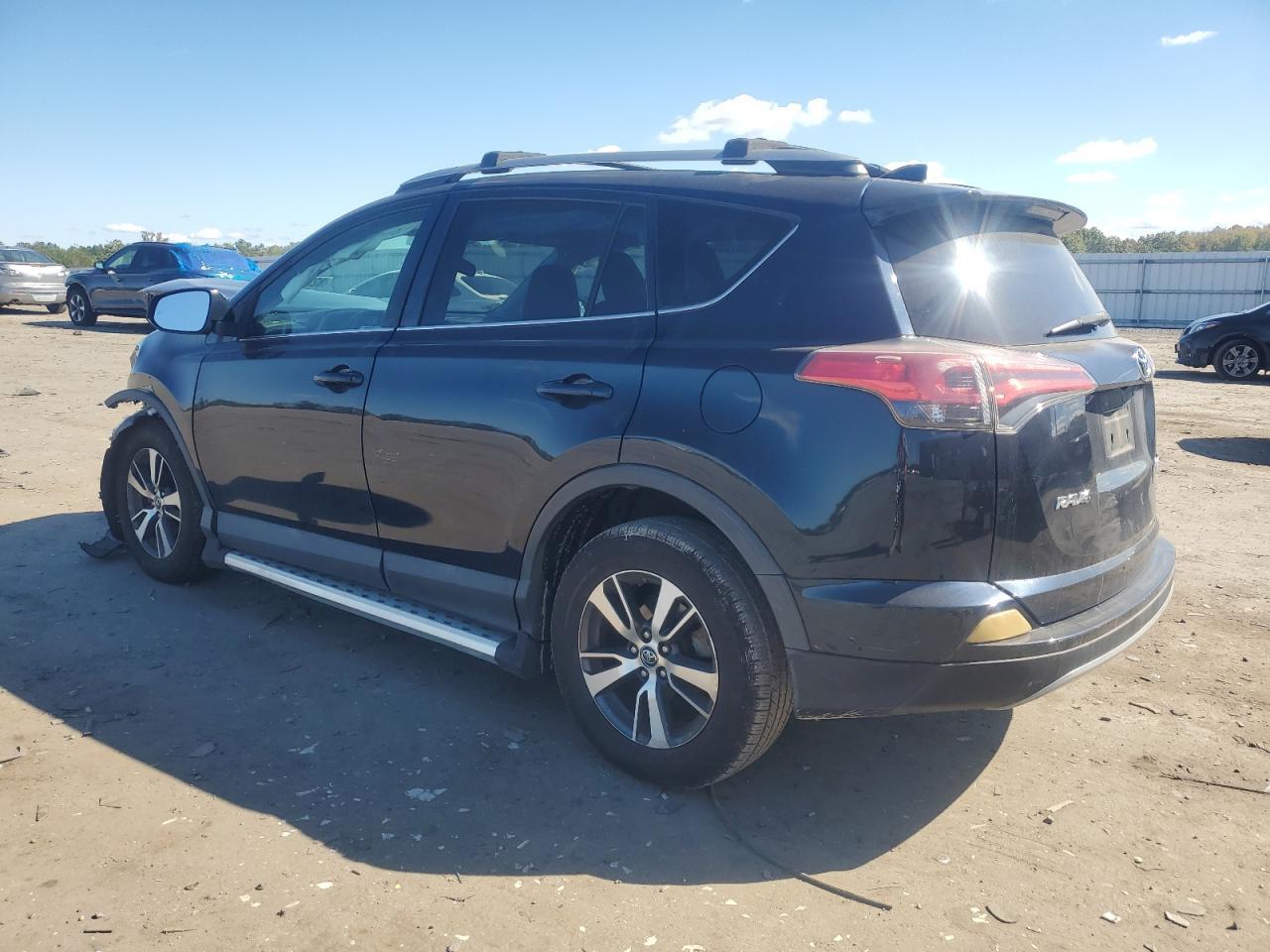 2017 Toyota Rav4 Xle - Фото 2