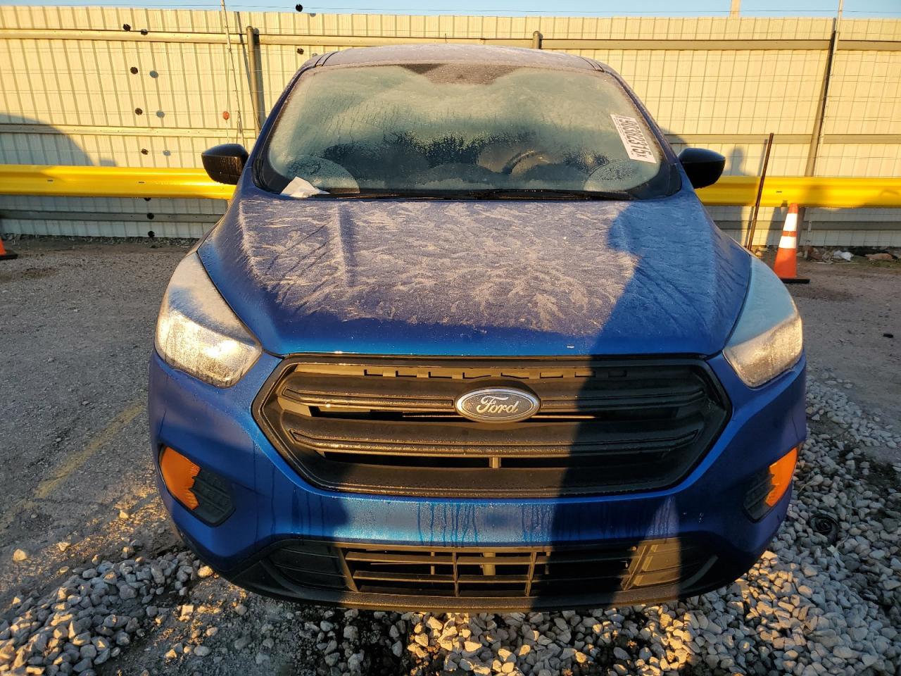 2019 Ford Escape S - Фото 5