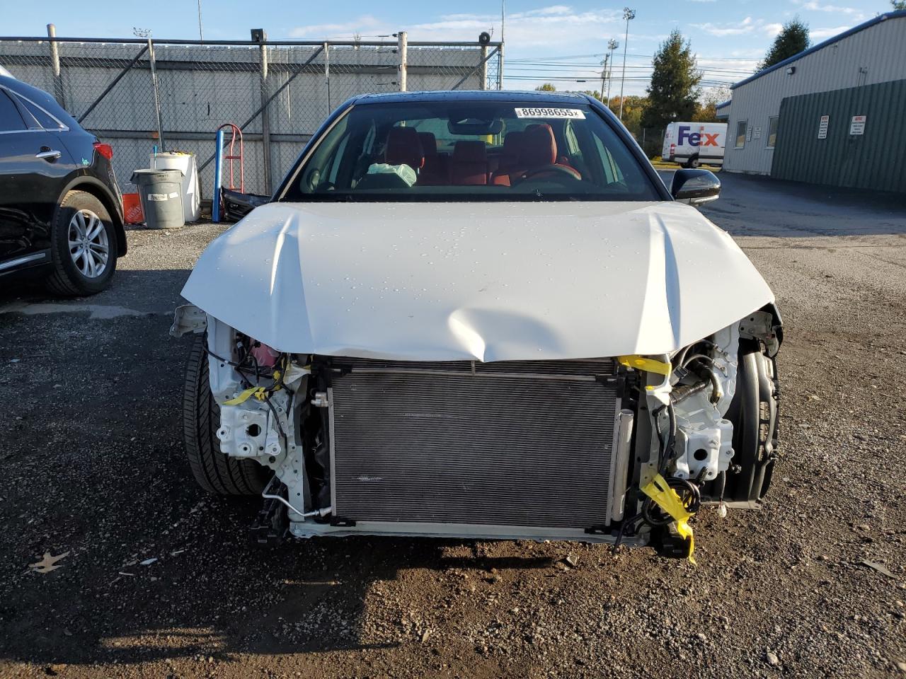 2025 Toyota Camry Xse - Image 5