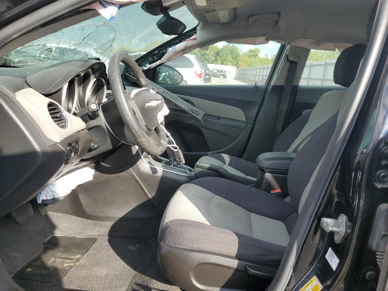 2013 Chevrolet Cruze Ls - Image 7