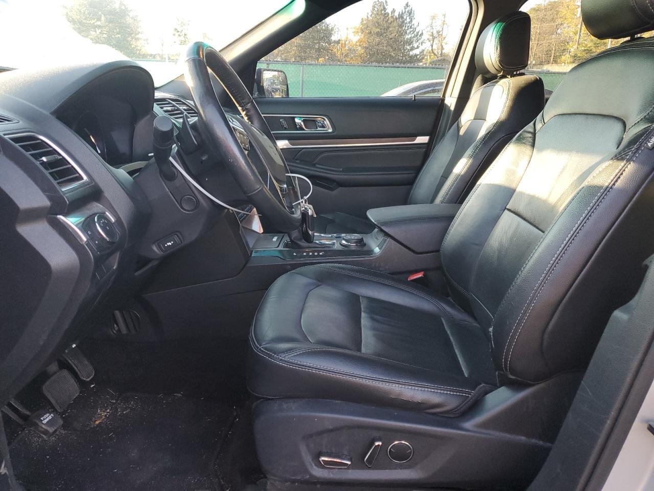 2016 Ford Explorer Limited - Image 7