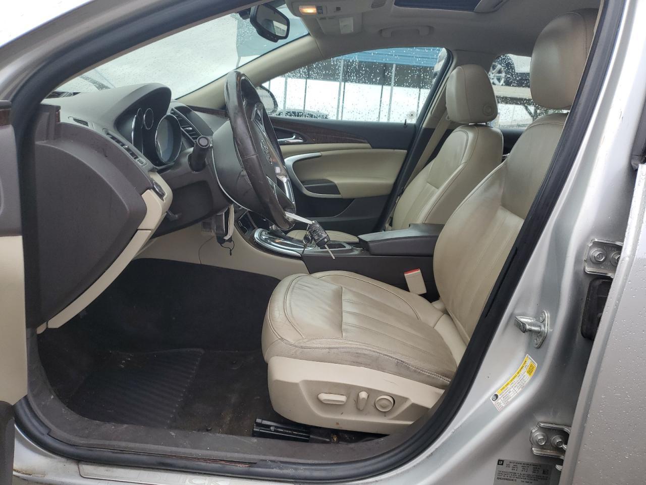 2013 Buick Regal Premium - Image 7