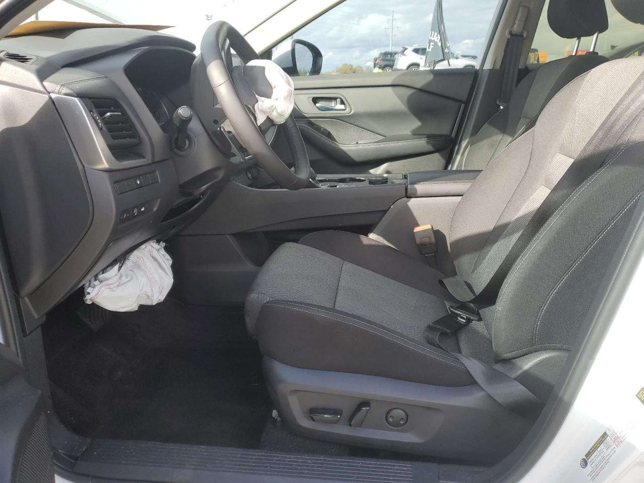 2025 Nissan Rogue Sv - Фото 7