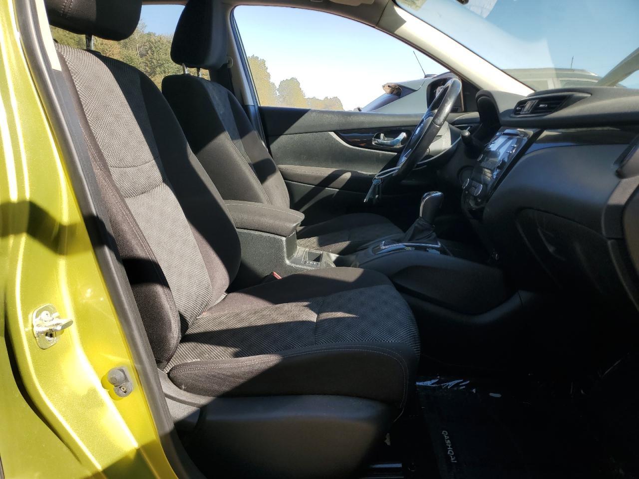 2018 Nissan Rogue Sport S - Image 7