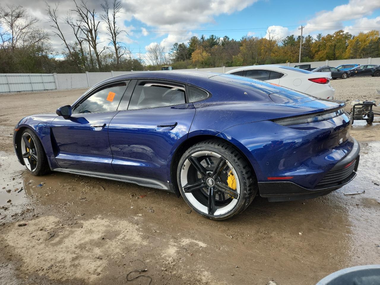 2020 Porsche Taycan 4S - Фото 2