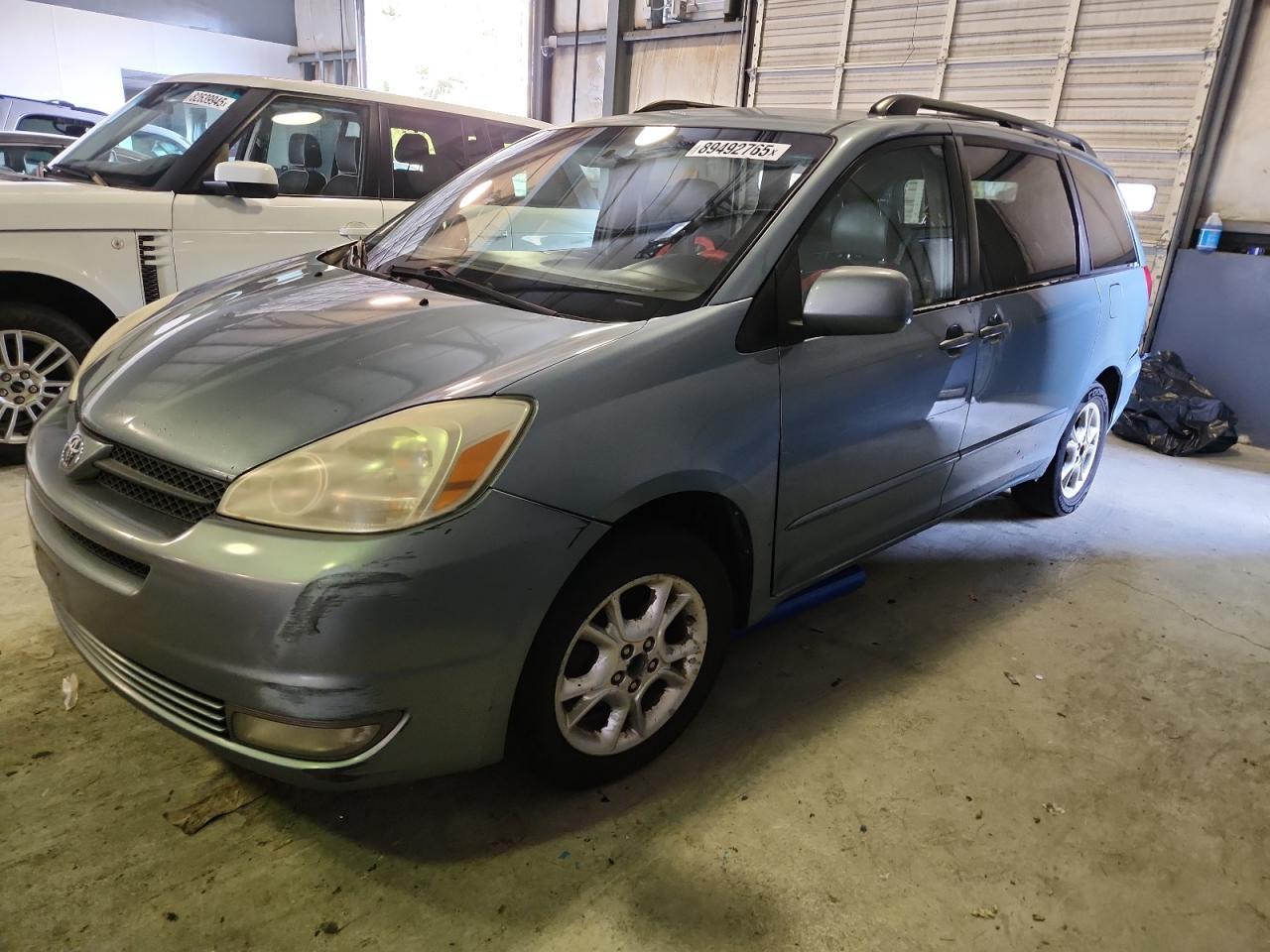2004 Toyota Sienna Xle