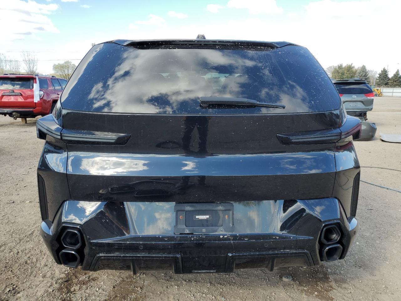 2023 BMW Xm - Фото 6