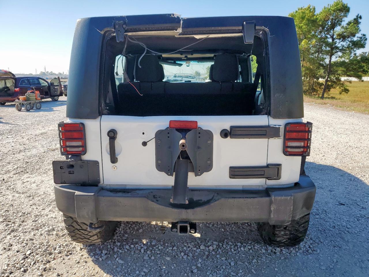 2015 Jeep Wrangler Unlimited Sport - Image 6