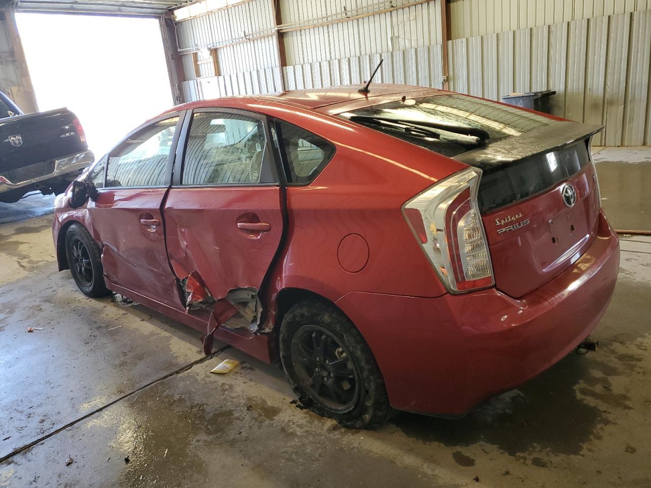 2012 Toyota Prius Two - Фото 2