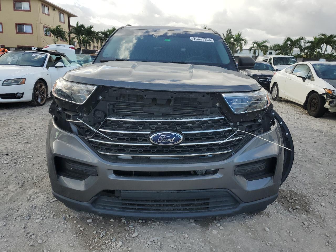 2021 Ford Explorer Xlt - Image 5